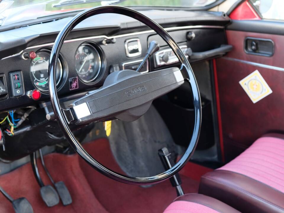 Image 32/59 de Saab 96 V4 (1971)