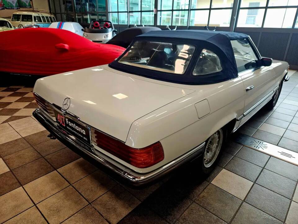 Image 7/15 de Mercedes-Benz 350 SL (1972)