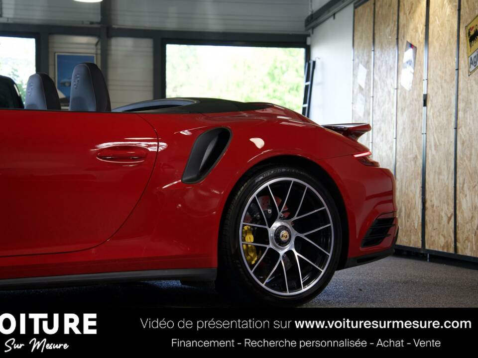 Bild 14/33 von Porsche 911 Turbo S (2017)