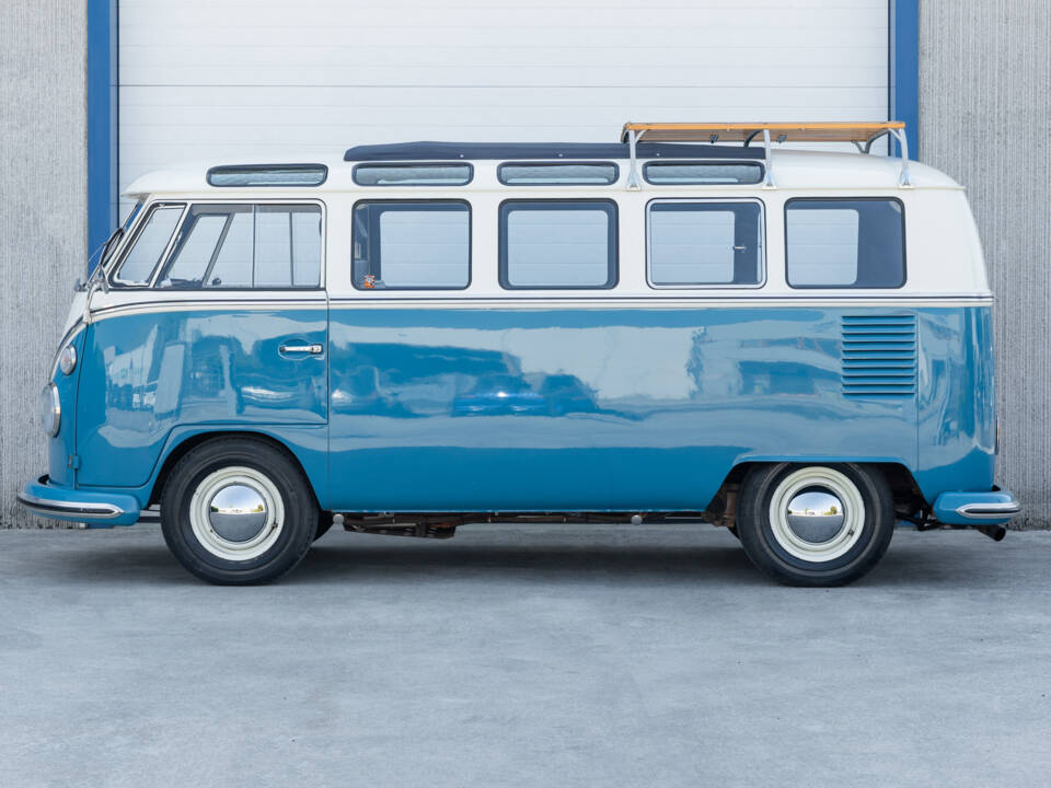 Image 2/89 of Volkswagen T1 Samba (1966)