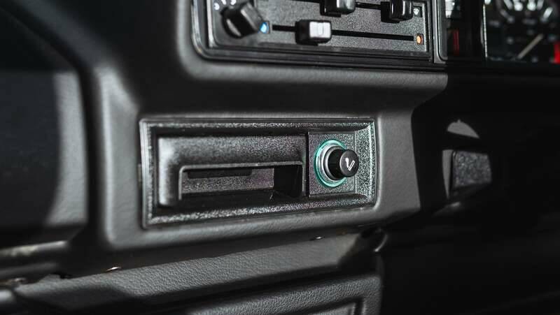 Image 37/50 of Volkswagen Golf Mk I GTI 1.8 (1991)