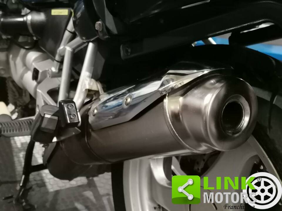 Immagine 4/10 di BMW DUMMY (2000)