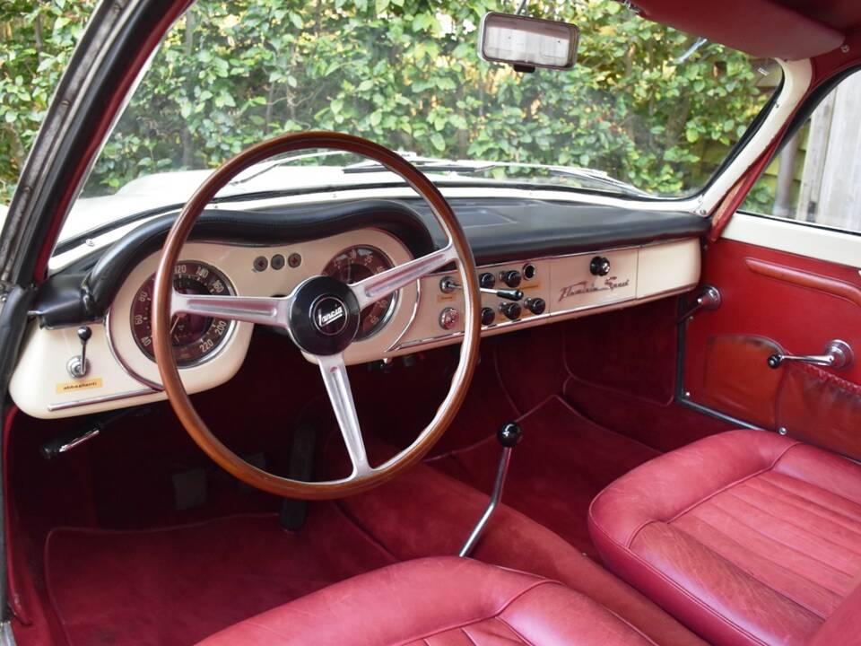 Image 32/43 of Lancia Flaminia Sport Zagato (1961)