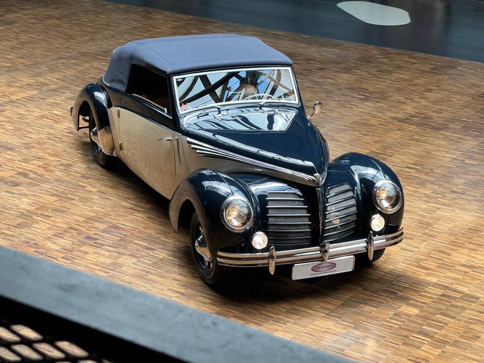 Image 7/34 of Rosengart LR 539 Supertraction (1939)