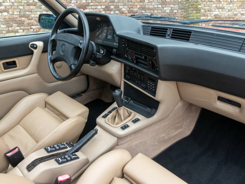 Bild 21/50 von BMW M6 (1988)