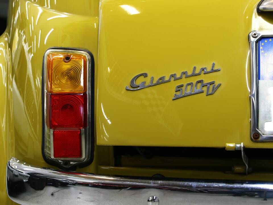 Image 15/29 of FIAT 500 F (1969)