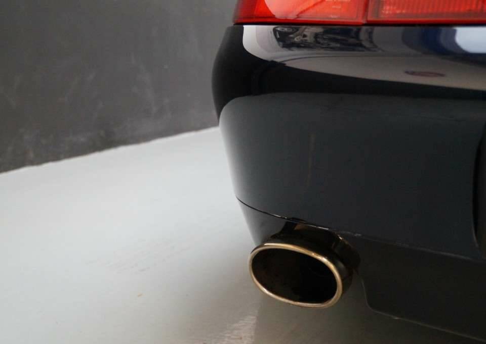 Image 15/50 of Porsche 911 Carrera (1995)
