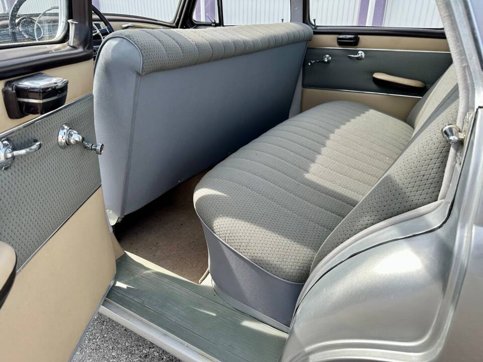Image 5/6 of Mercedes-Benz 219 (1956)