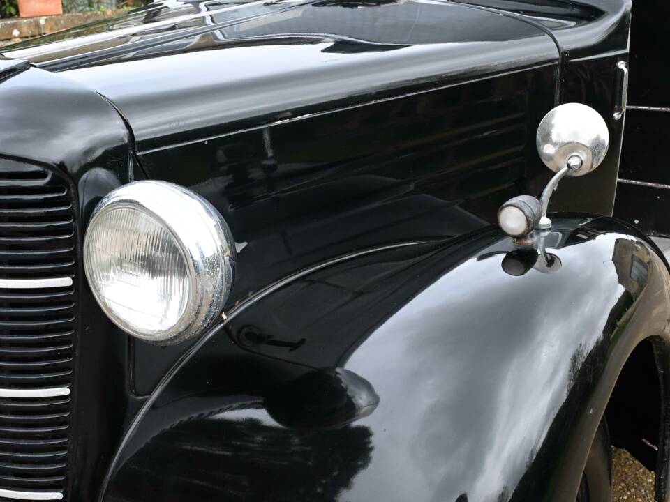 Afbeelding 11/38 van Austin FX 3 London Taxi (1957)