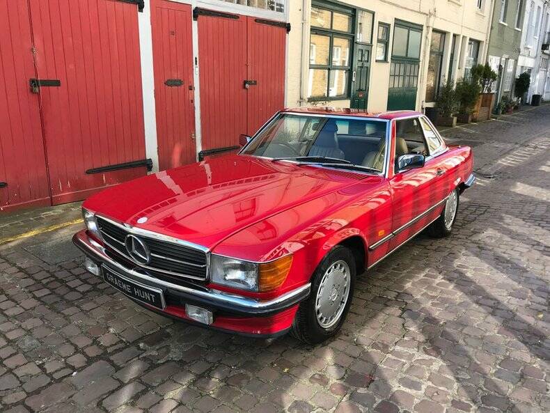 Image 15/38 of Mercedes-Benz 300 SL (1987)