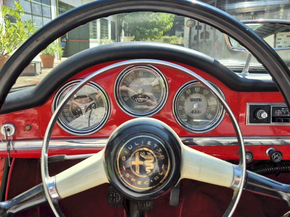 Image 29/71 of Alfa Romeo Giulietta Spider (1961)