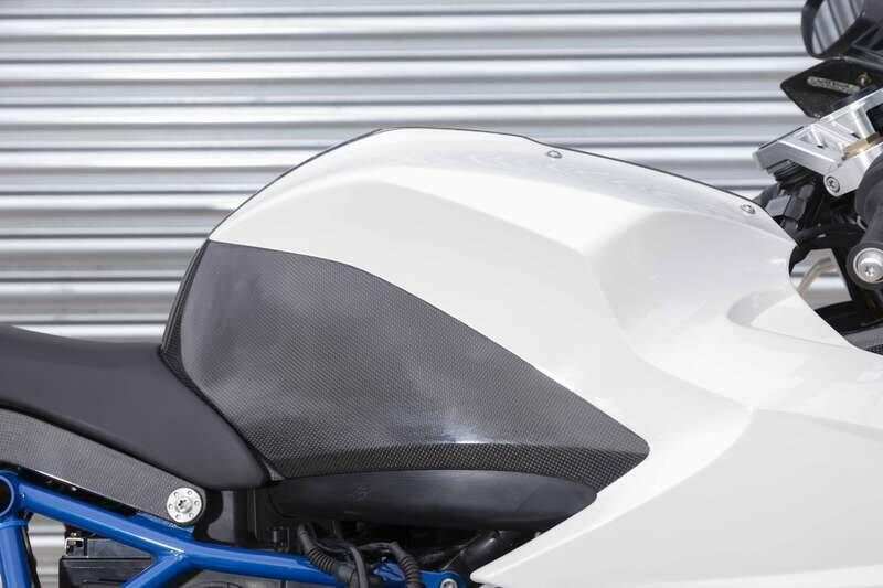 Immagine 32/32 di BMW HP2 Sport (2009)