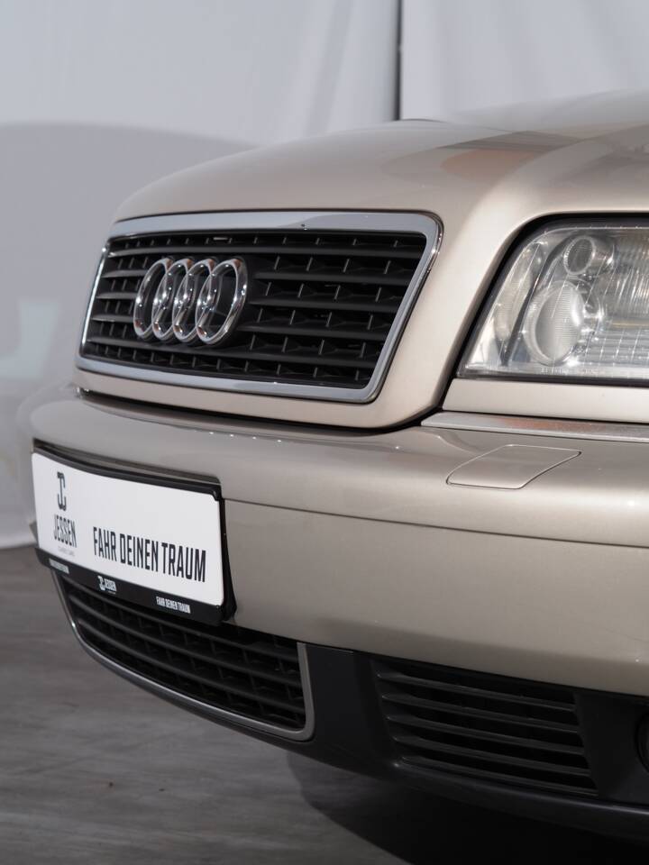 Bild 5/55 von Audi A8 3.7 quattro (2000)
