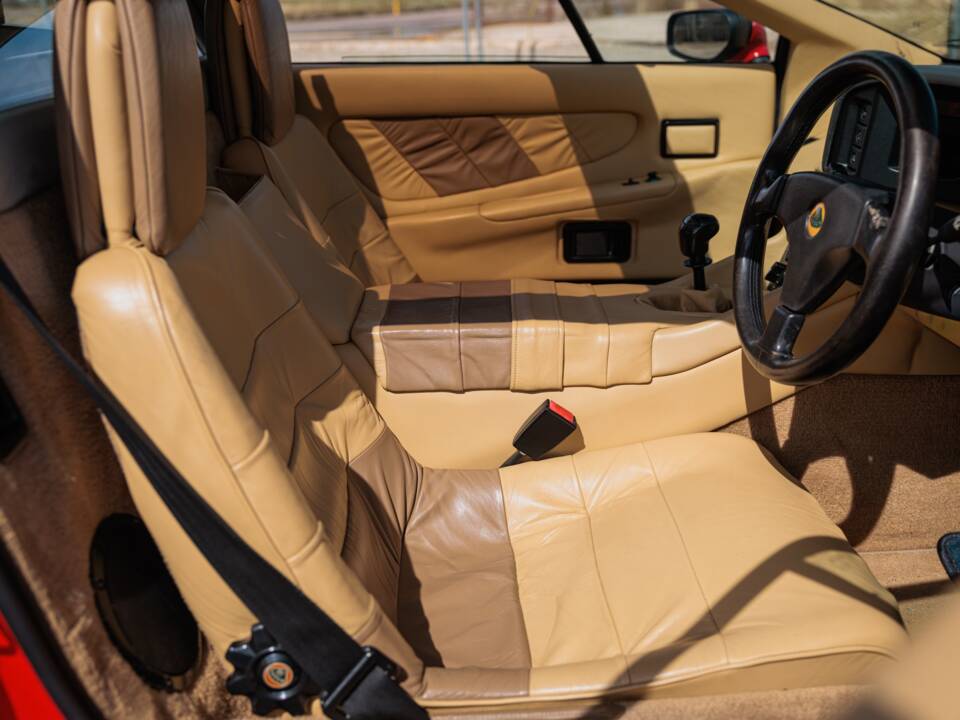 Afbeelding 20/47 van Lotus Esprit Turbo HC (1989)