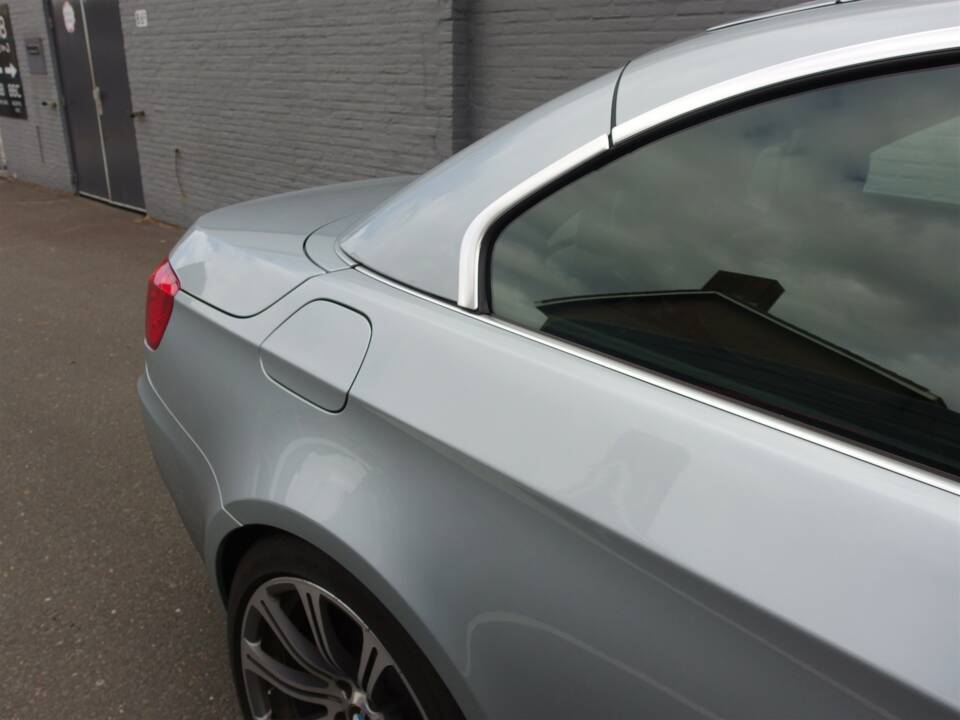 Image 24/98 de BMW M3 (2011)