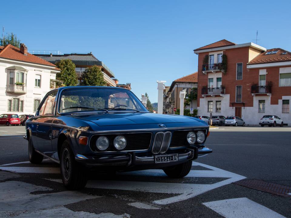 Image 5/56 of BMW 2800 CS (1969)
