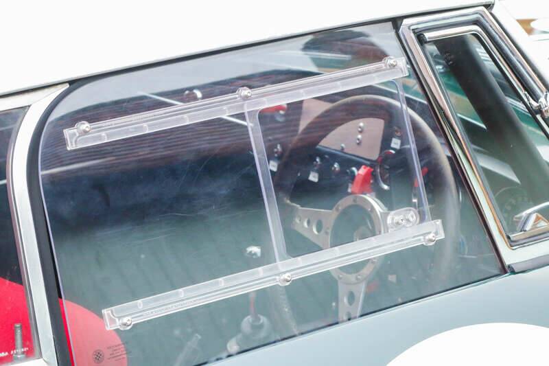 Image 33/50 of MG MGB GT (1965)