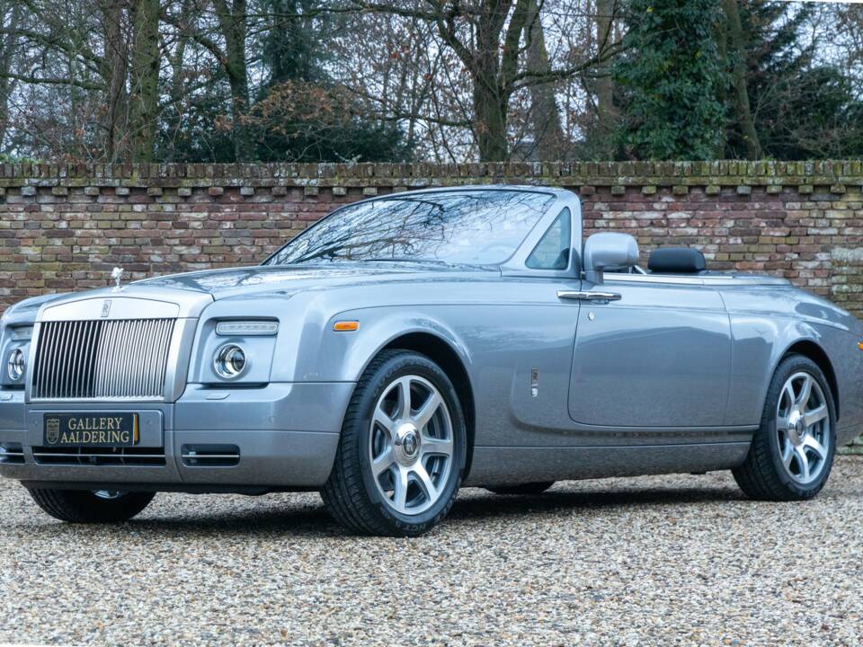 Bild 39/50 von Rolls-Royce Phantom DHC (2009)
