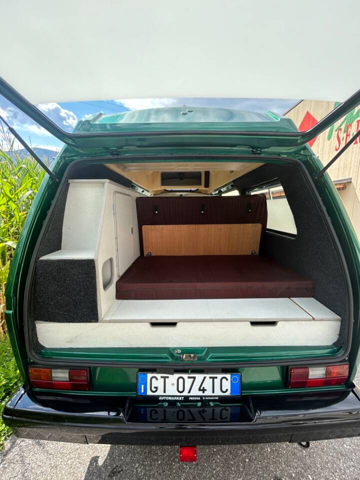 Afbeelding 11/16 van Volkswagen T3 Camper 2.1 Syncro (1991)