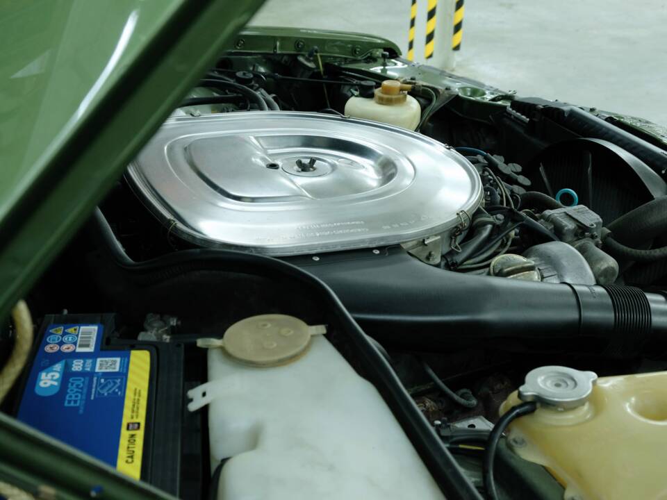 Bild 22/50 von Mercedes-Benz 500 SE (1982)