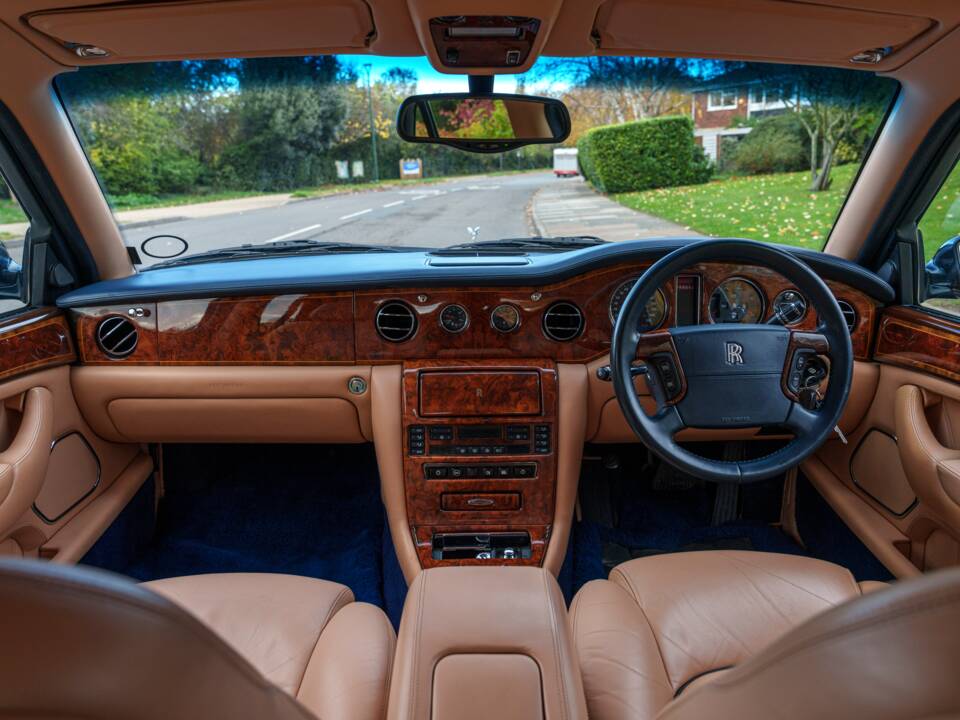 Image 13/27 of Rolls-Royce Silver Seraph (2000)