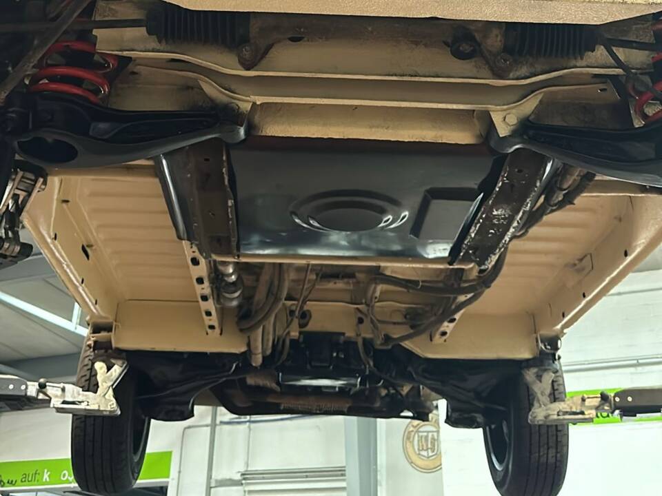 Bild 21/21 von Volkswagen T3 Transporter 2.1 (1985)