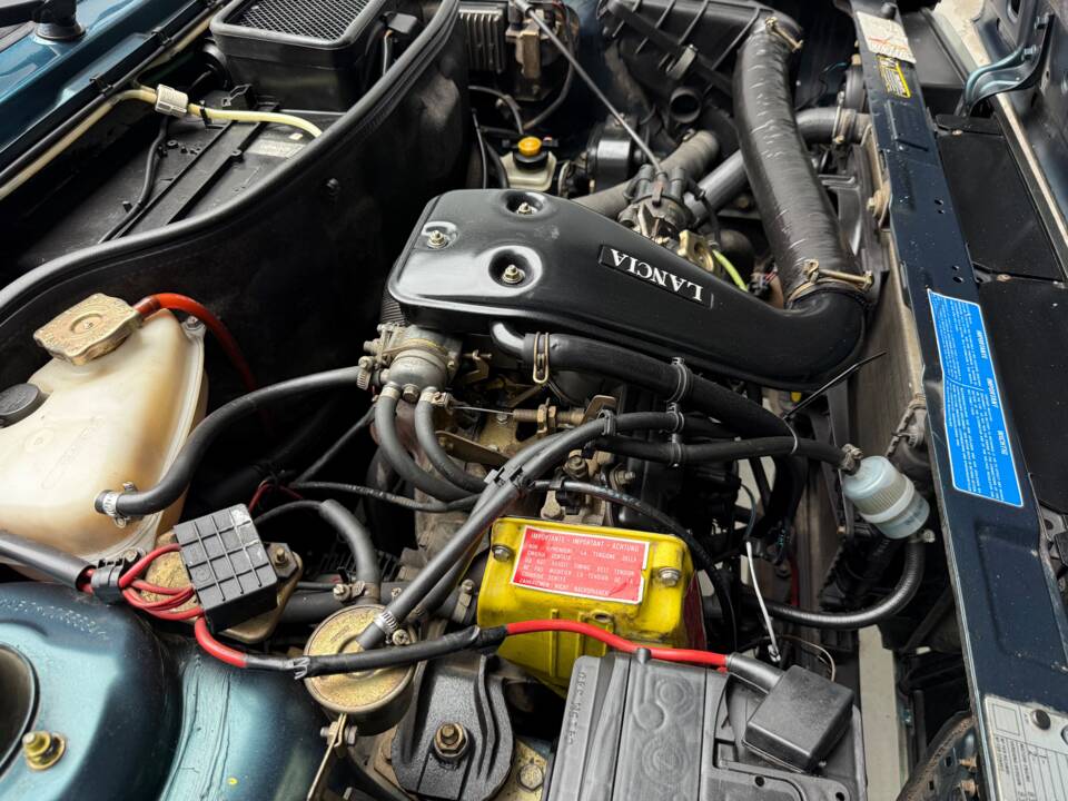 Image 30/30 of Lancia Delta 1.5 LX (1991)