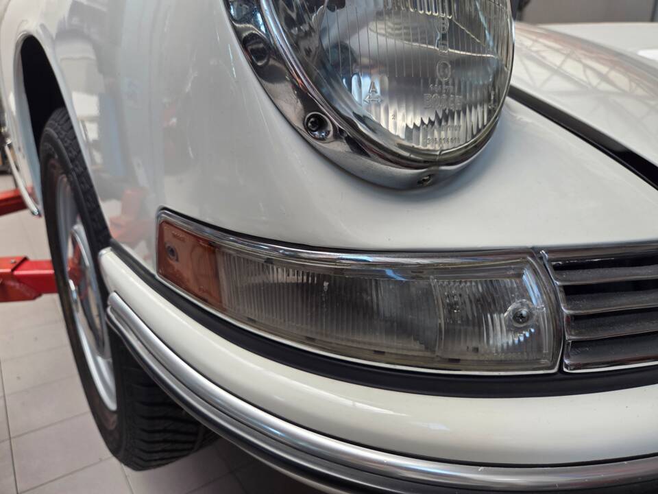 Image 49/72 de Porsche 911 2.0 T (1968)