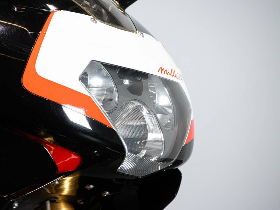Bild 33/50 von Aprilia RSV 1000 V60 (1999)