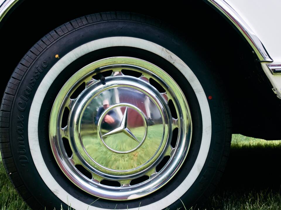 Bild 42/106 von Mercedes-Benz 280 SL (1969)