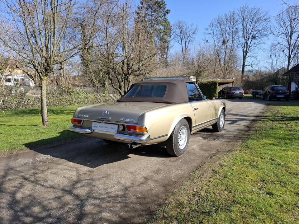 Bild 5/29 von Mercedes-Benz 280 SL (1969)