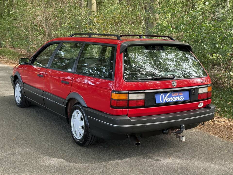 Image 6/21 of Volkswagen Passat Variant 2.0 (1990)