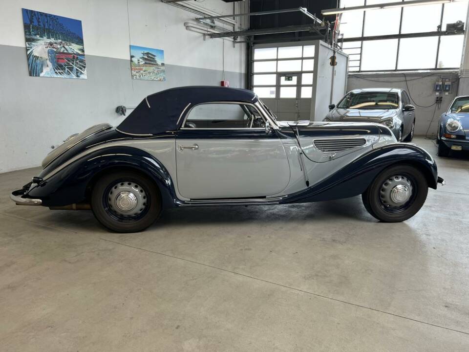 Image 3/40 of BMW 327 (1938)