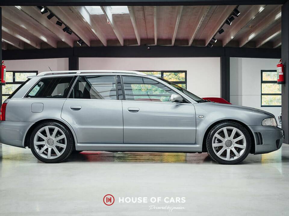 Bild 5/23 von Audi RS4 Avant (2001)