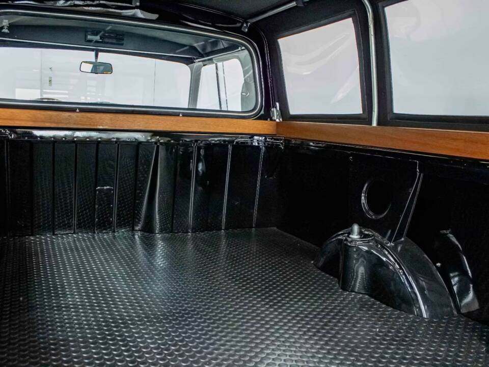 Imagen 6/25 de Mini 1000 (1978)