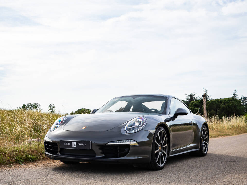 Image 34/50 of Porsche 911 Carrera 4S (2013)