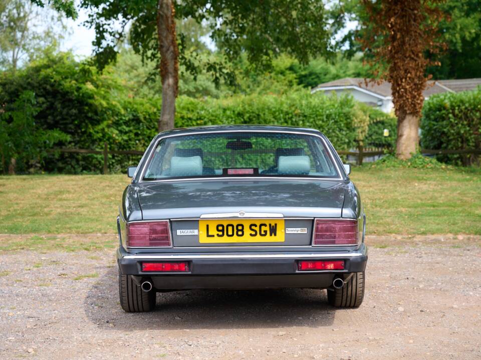 Afbeelding 44/50 van Jaguar XJ12 6.0 (1994)