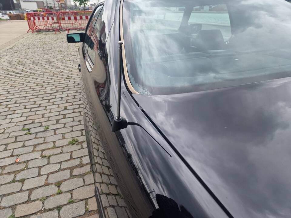 Image 2/7 of Mercedes-Benz 230 CE (1988)