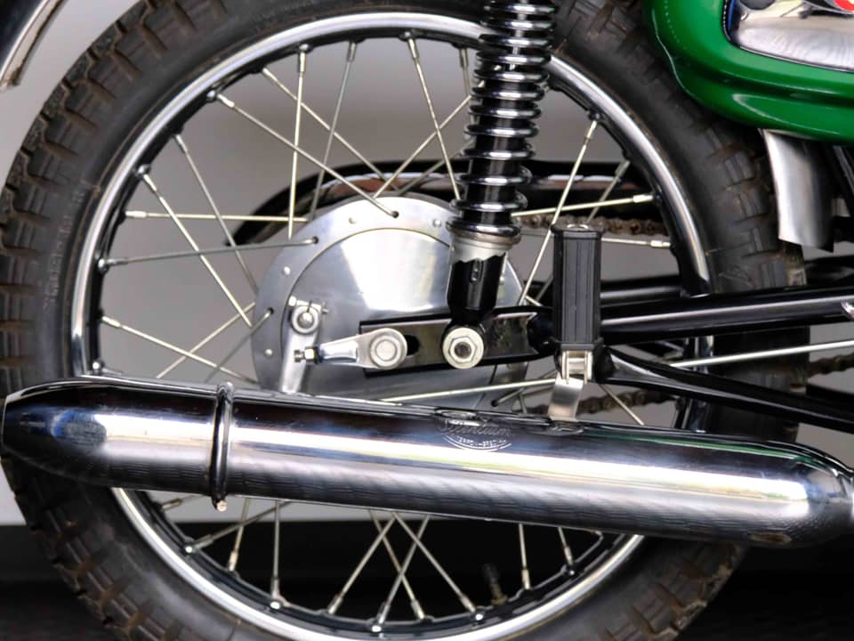 Image 7/57 of Benelli 125 Sport Special (1971)
