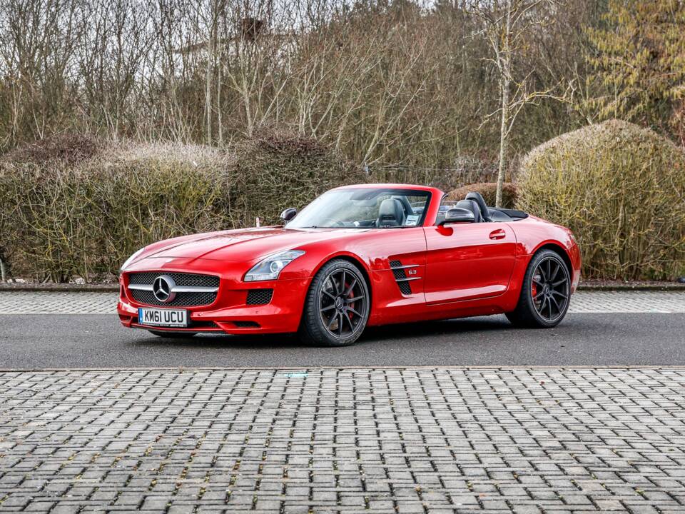Image 3/40 of Mercedes-Benz SLS AMG Roadster (2011)