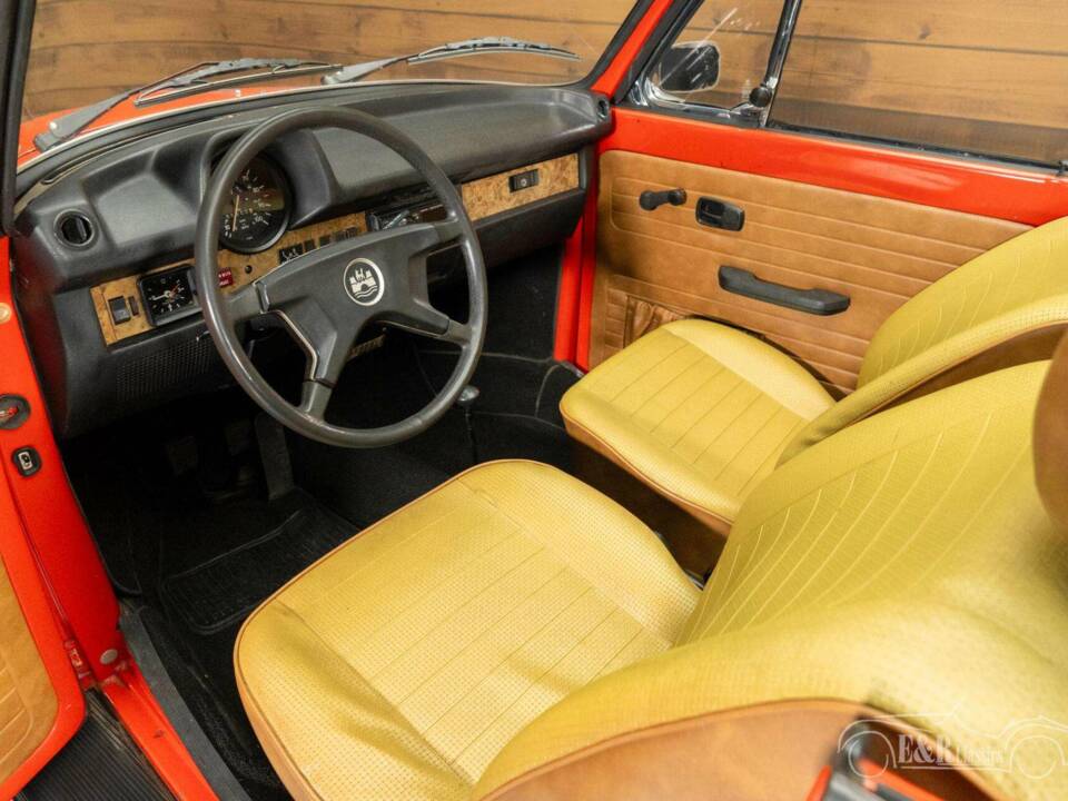Image 2/19 of Volkswagen Beetle 1303 Fuel Injection (1979)