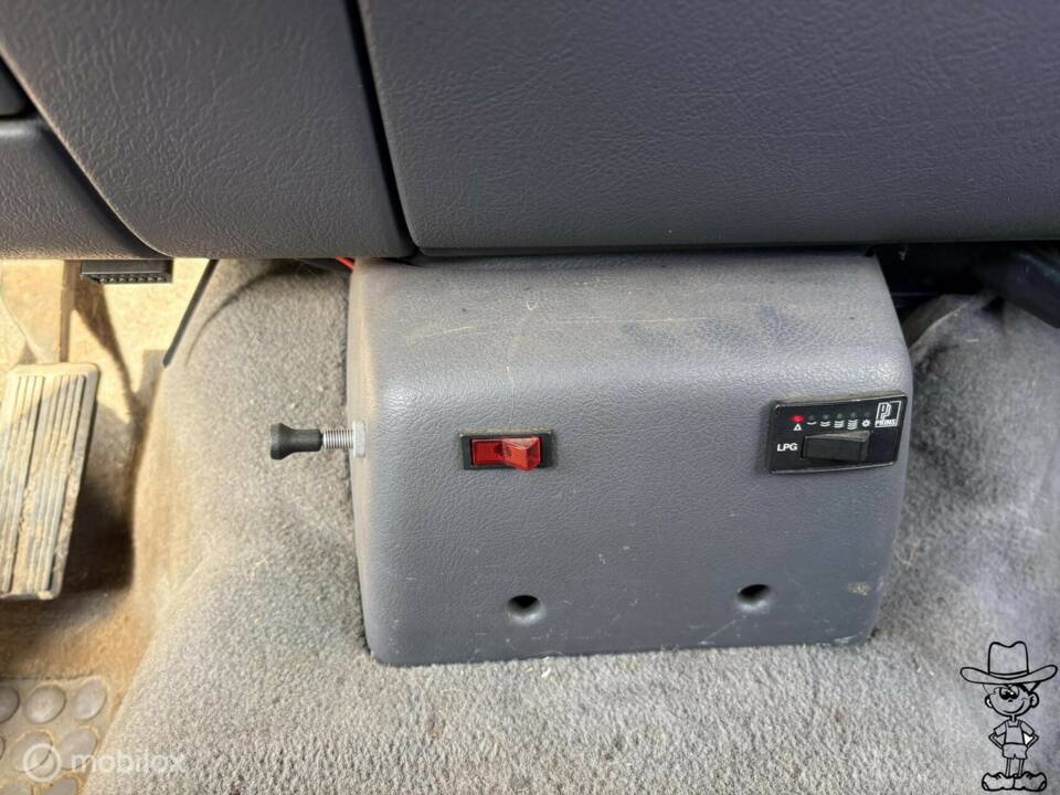 Image 15/34 of Dodge Ram 1500 (1998)