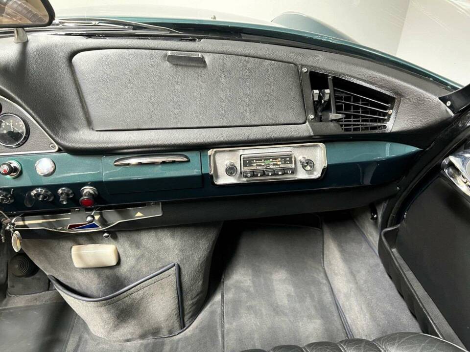 Image 12/15 de Citroën DS 21 (1969)