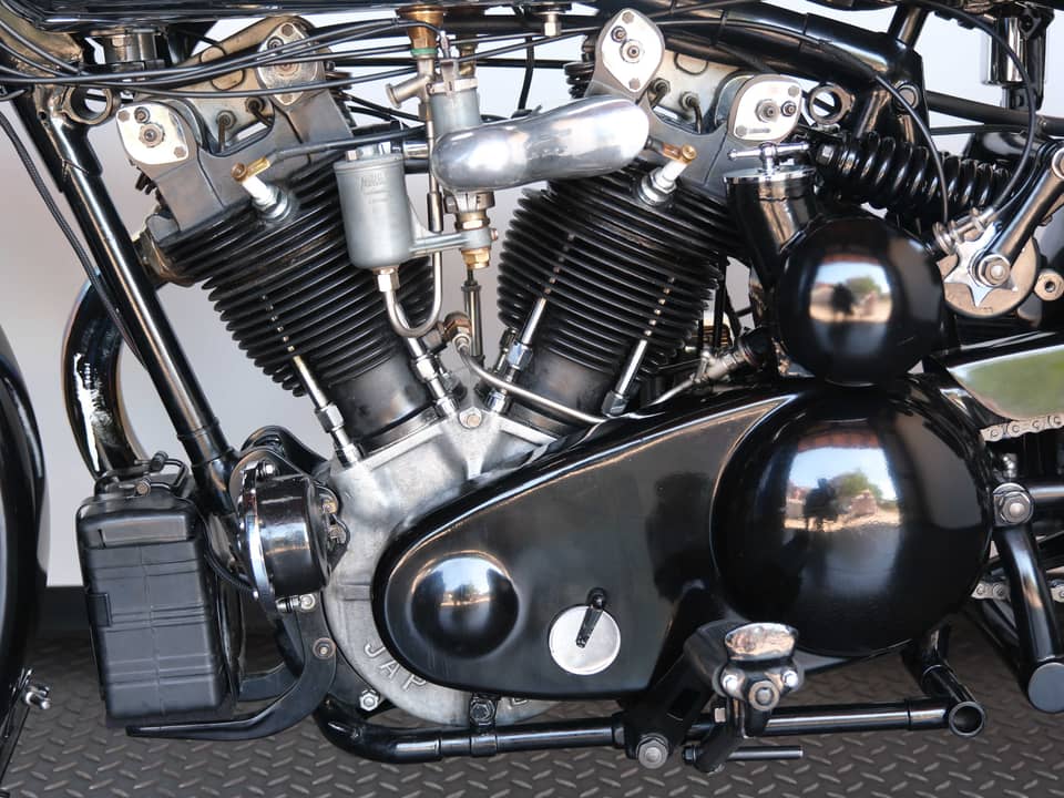 Image 73/99 of Brough-Superior SS 100 (1933)