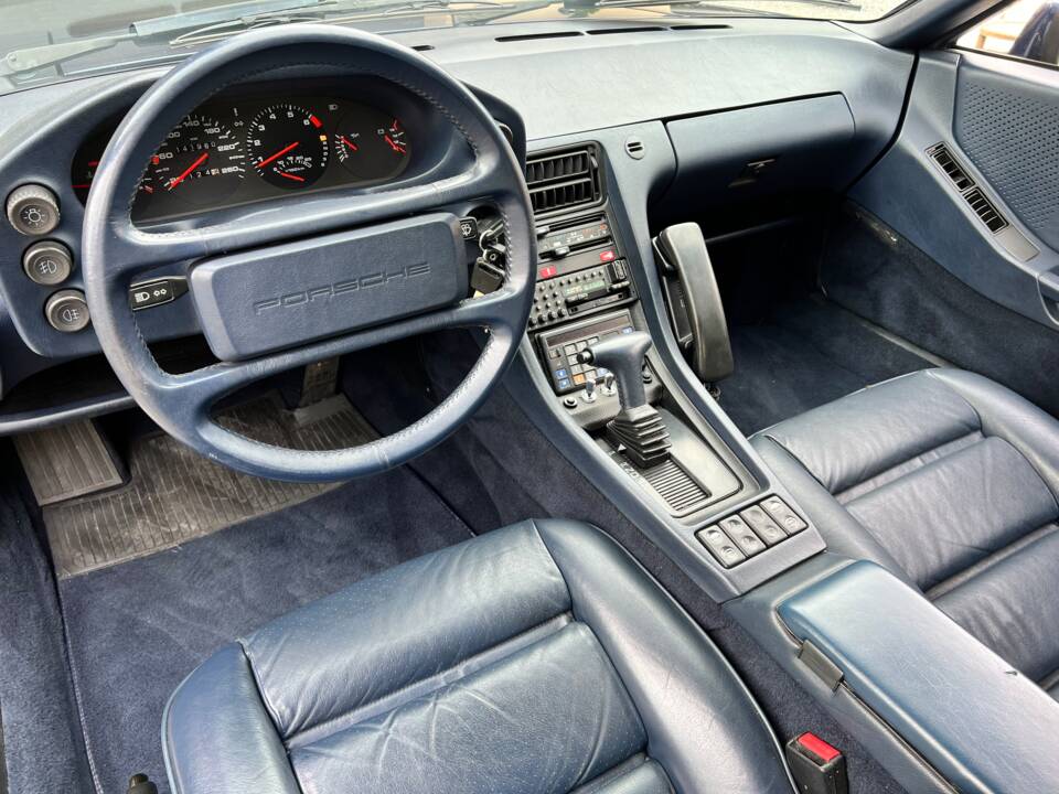 Bild 7/17 von Porsche 928 S (1985)