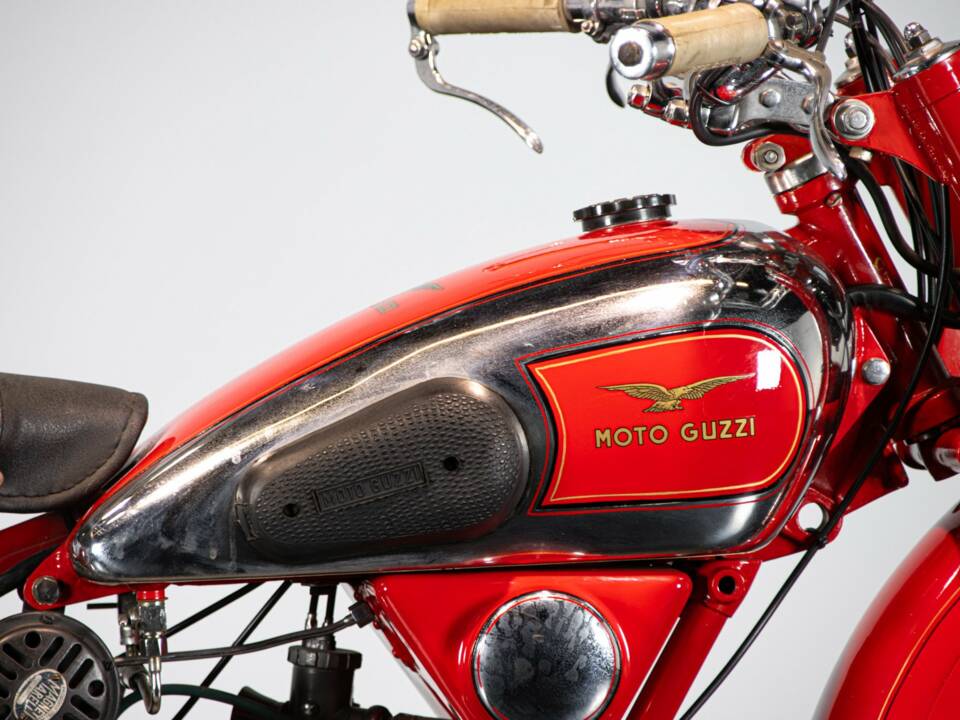 Imagen 16/50 de Moto Guzzi DUMMY (1952)