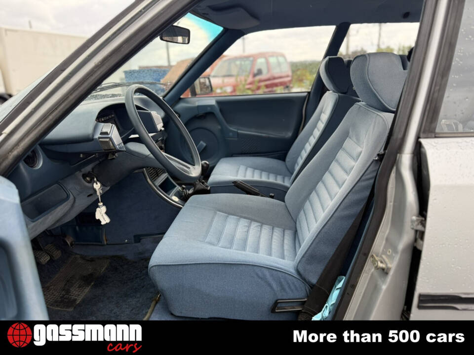 Image 9/15 of Citroën CX 20 (1983)