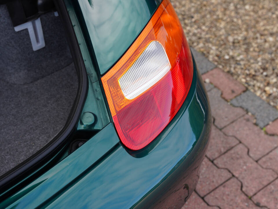Immagine 13/50 di Porsche Boxster S (2000)