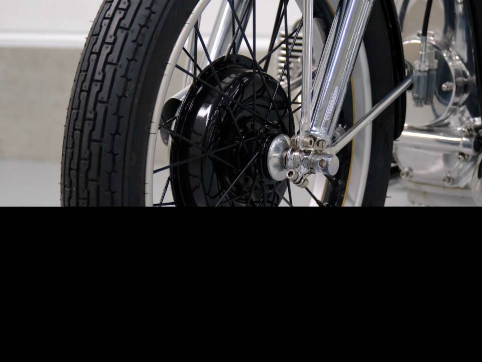 Image 31/92 of BMW R 51 (1939)