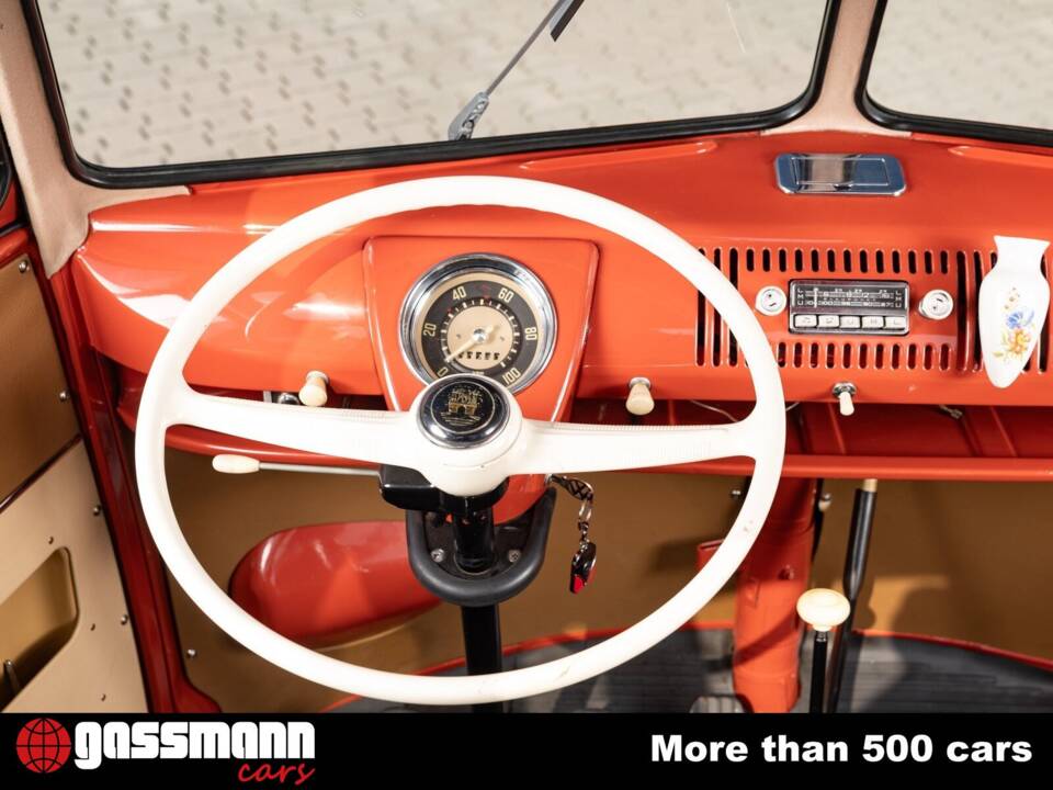 Image 14/15 of Volkswagen T1 Samba 1.2 (1957)